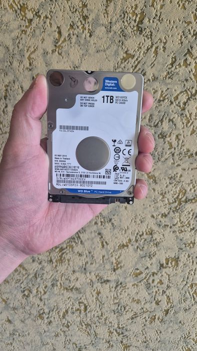 Жесткий диск для ноутбука 1 tb *
