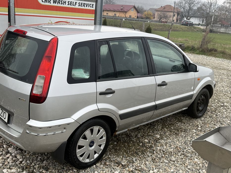 Vand Ford Fusion 2007 1.4
