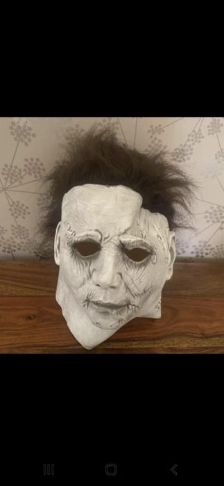 Măști  mos și costum de moș Crăciun, mesaj în privat pentru mai multe