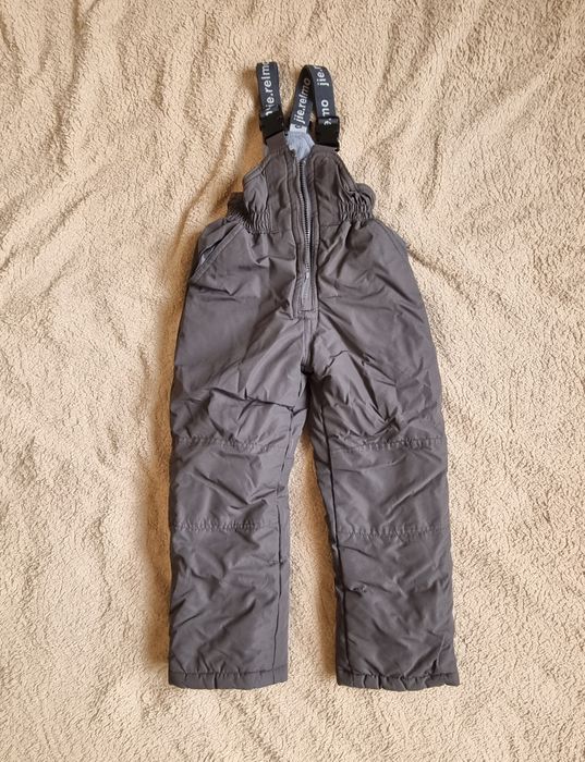 Продам раздельный комбинезон для девочки.