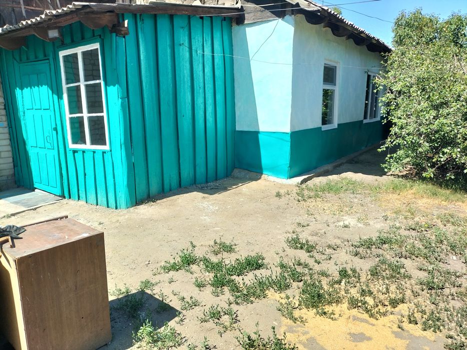 Продам часть дома в центре п.Восточного!