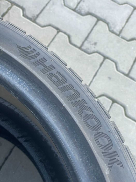 2x 275 30 20 Hankook Ventus S1 Evo2