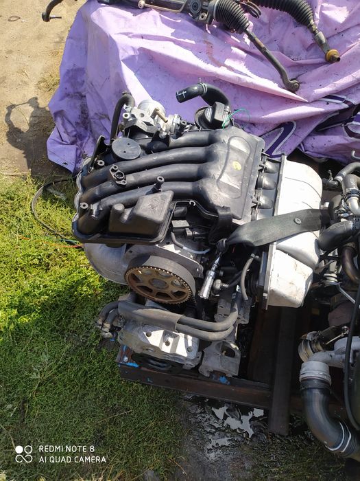 Двигатель на Volkswagen V 2.0 AZJ