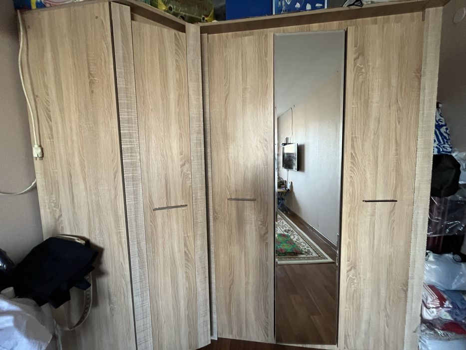 Продается шкаф в хорошем состояний