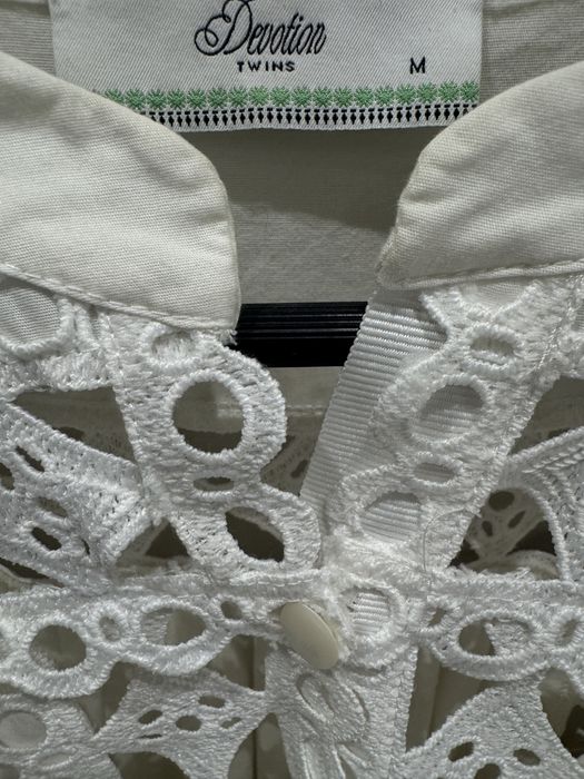 Рокля ефирна  с дантела