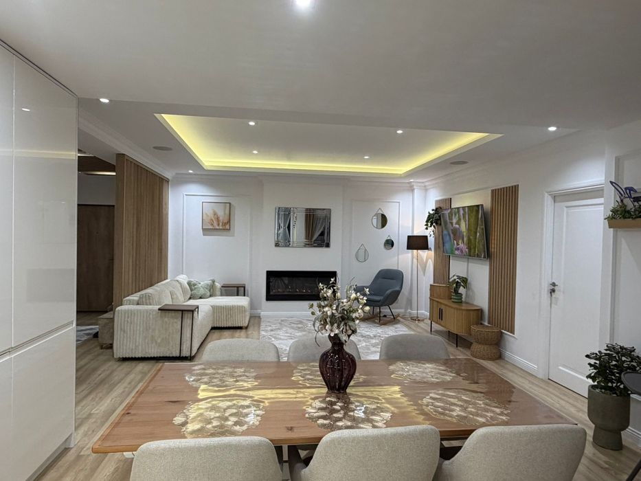 Apartament  3 camere