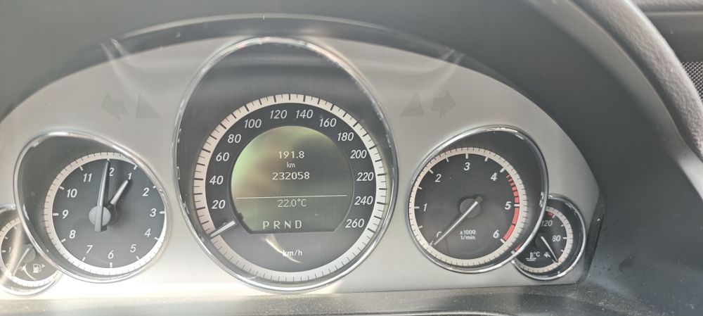 Mercedes-Benz E 250