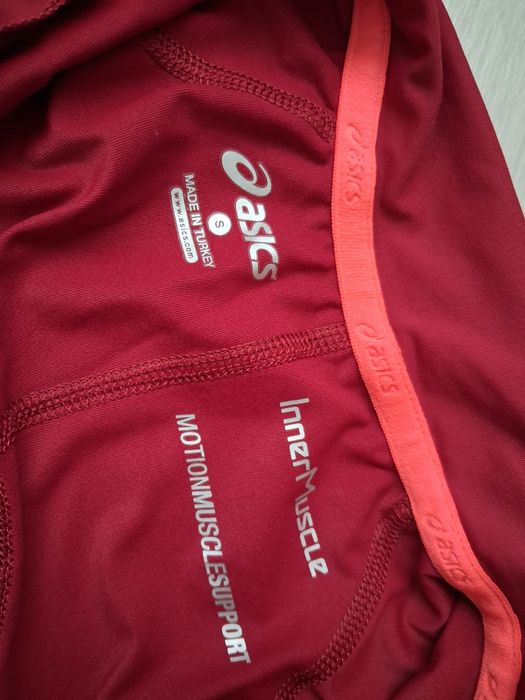 Vând tricou de Compresie Acsis mărimea S  Dama