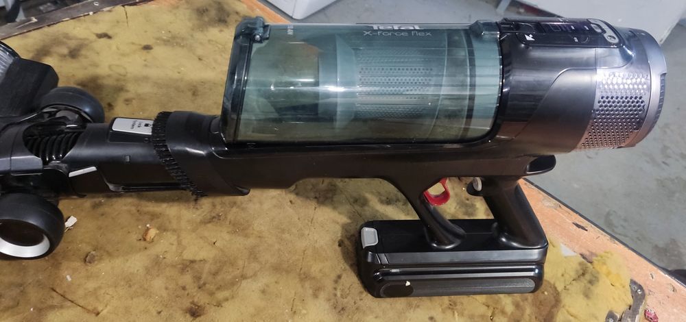 Вертикальный пылесос Tefal