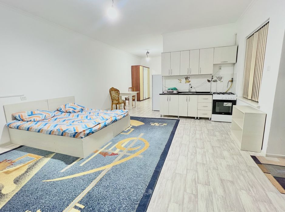 Халял Квартира. Не далеко от Керуен, Мавзолей