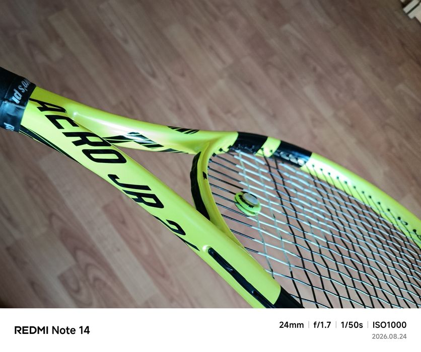 Vând rachetā tenis Babolat Aero Jr 26, 250 gr