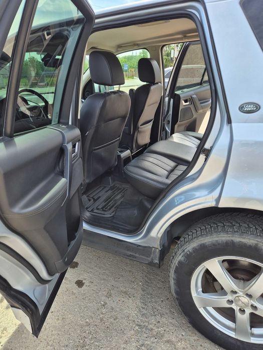 Land Rover Freelander 2