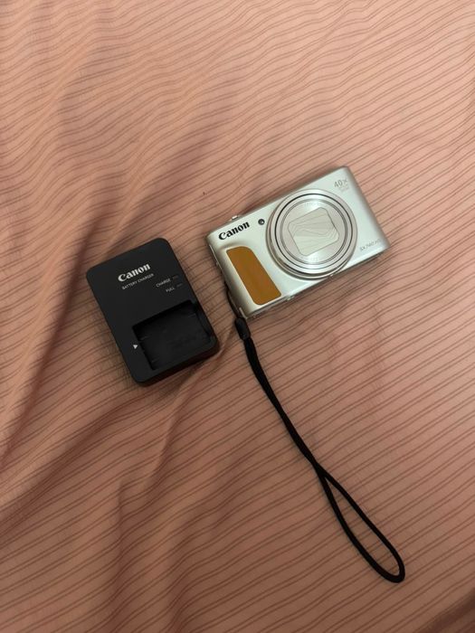 Canon PowerShot SX740 HS