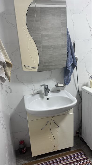 Продам комплект для ванны. Б.у. Состояние хорошее