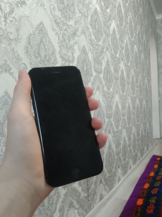 Iphone 7 гарантией