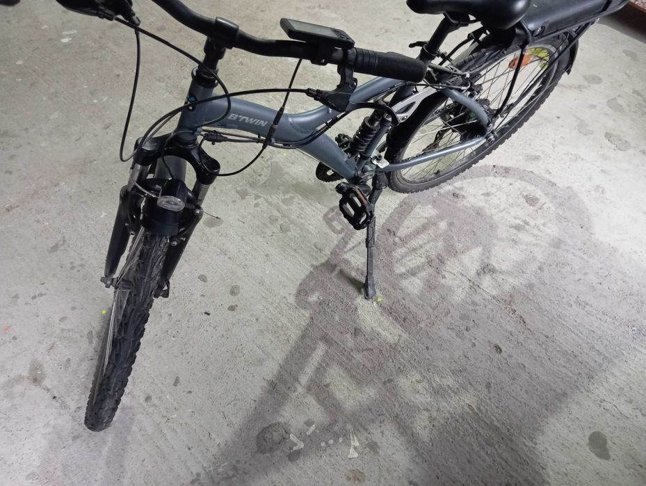 Vând bicicleta electrica