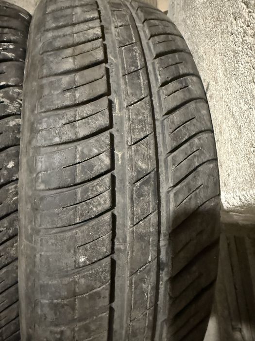 Летни Гуми 165/65/15  DUNLOP STREET RESPONSE 2
