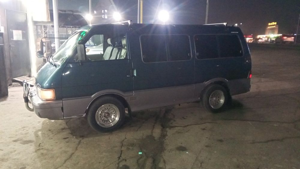 Продам крепкий микроавтобус