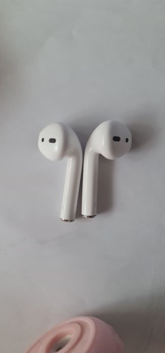 Vând casti tip Airpods