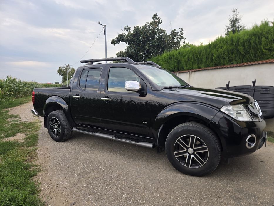 Nissan Navara 3.0 V9X 2011 Autoutilitara V6