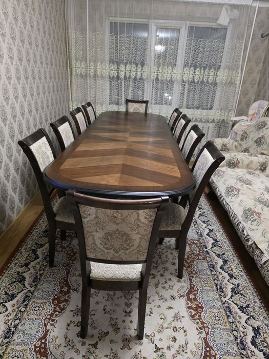 Продам стол со стульями