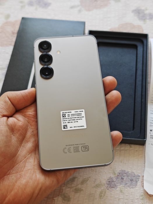 Samsung S25 128Gb идеальный