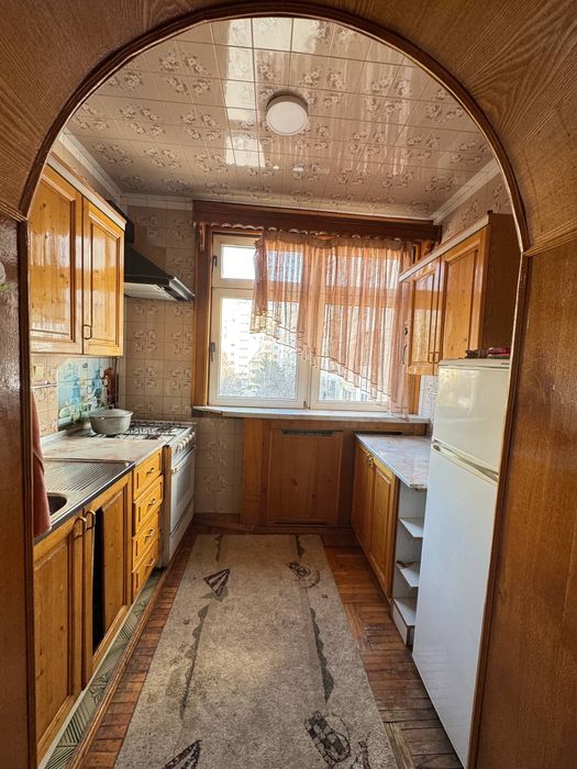 Продаётся 3/4/4 77-серия Буюк ипак йули метро