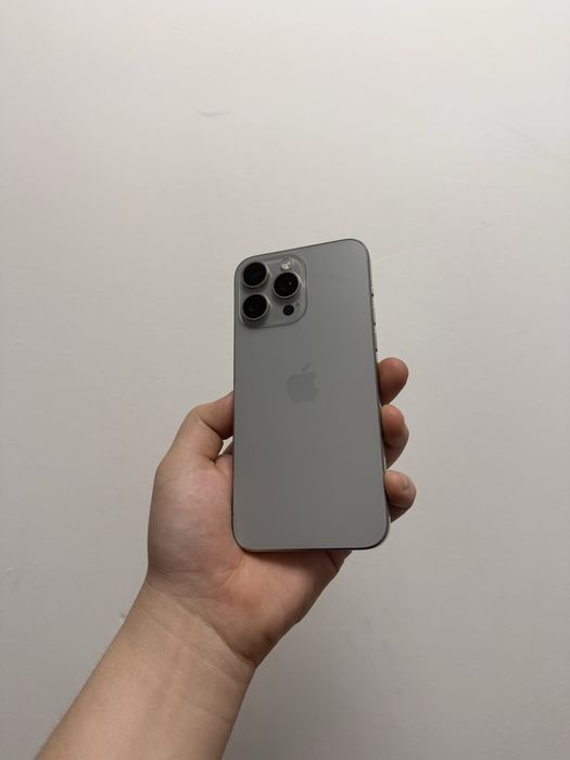 iPhone 15 pro max в идеальном состоянии