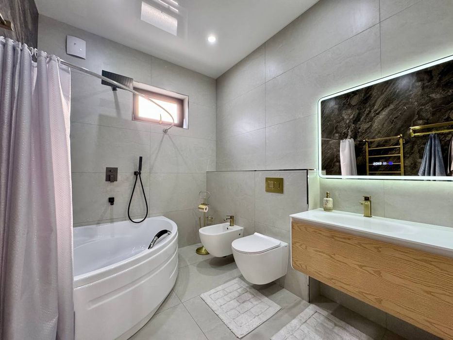 Продается Евро ЛЮКС Дом самом центре города Никитина