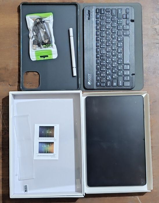 Planshet sotiladi Ccit Tab