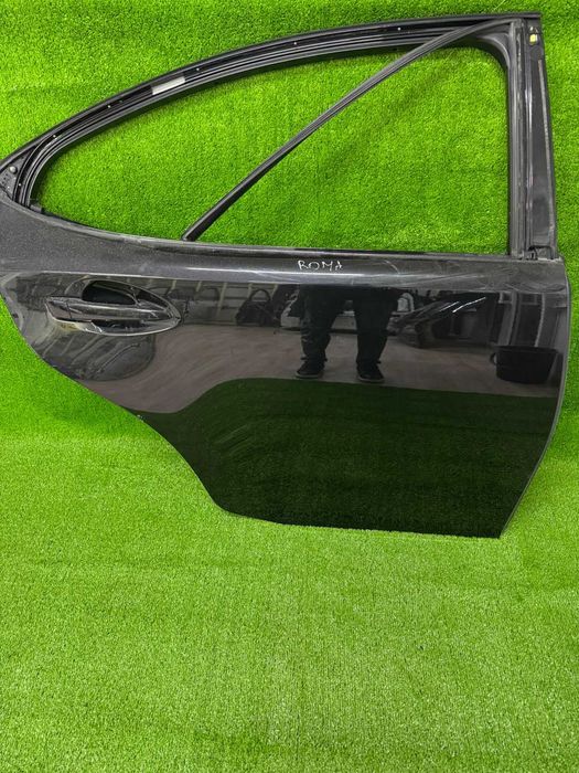 Дверь на Lexus ES перед зад левое правое