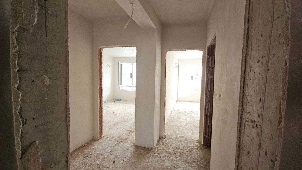 Продава се Двустаен апартамент в Пловдив, Остромила - 65 кв.м за 1308 €/кв.м - Снимка #9