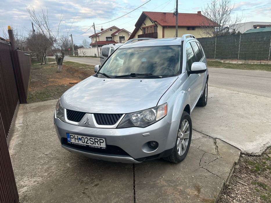 De vanzare Mitsubishi Outlander 4x4