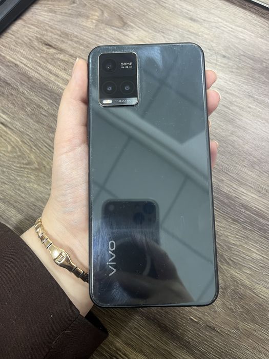 Телефон Vivo Y33s