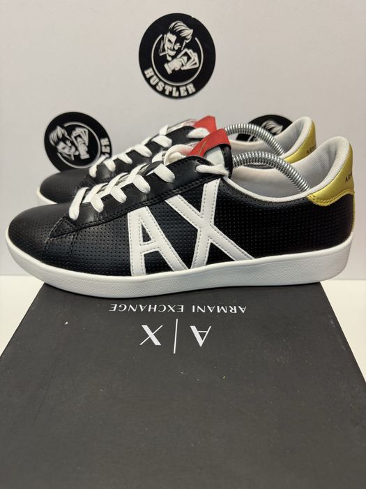 Сникърси ARMANI EXCHANGE .Номер 42