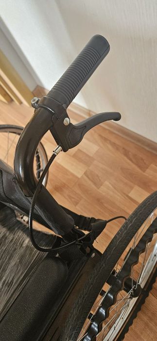 Инвалидная коляска