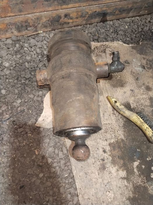 Продам цилиндр подъёма кузова Камаз