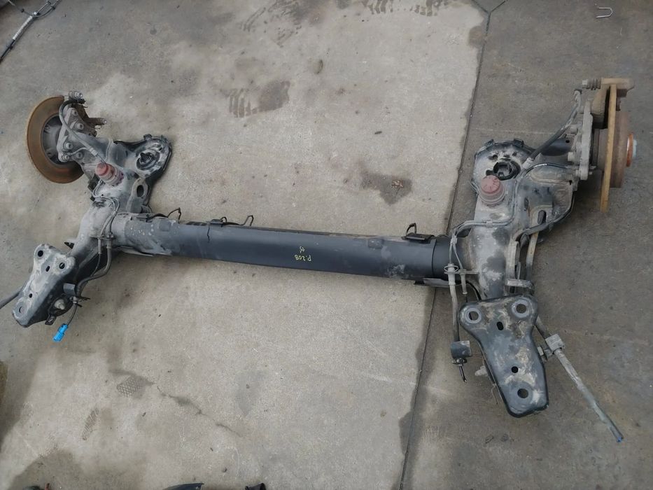 punte spate   1.2 vti 8f02 peugeot 208 2015