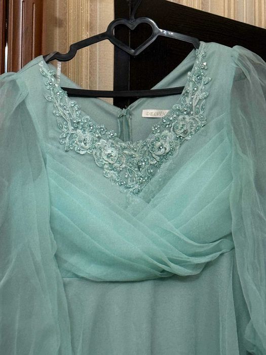 Вечернее платье / Kechki libos