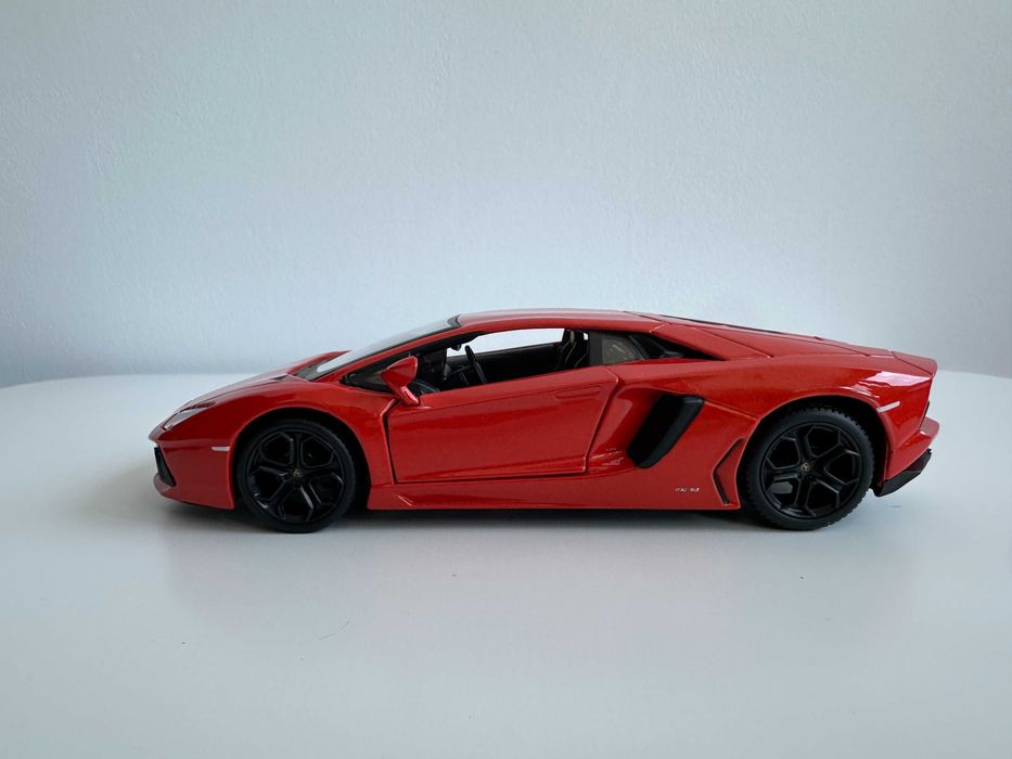 Macheta auto Maisto Lamborghini Aventador LP700-4 1/24