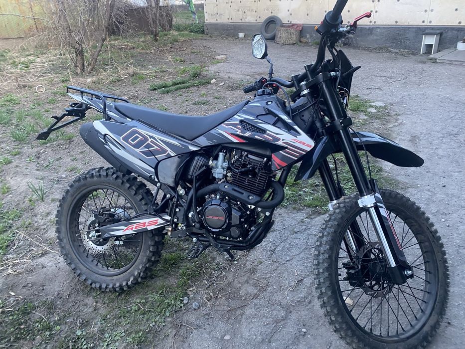 Продам эндуро 300 кубов