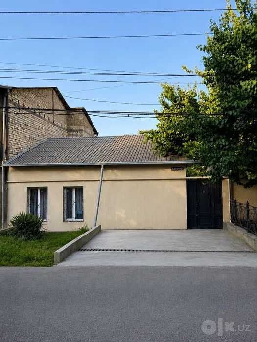 Продается дом р-н Юнус-Абад ор-р Ботанический Сад