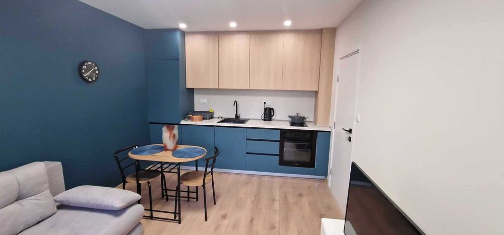 Апартамент Таня за нощувки - топ център , паркомясто