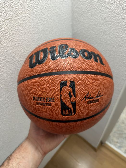 Minge de basket Wilson originala