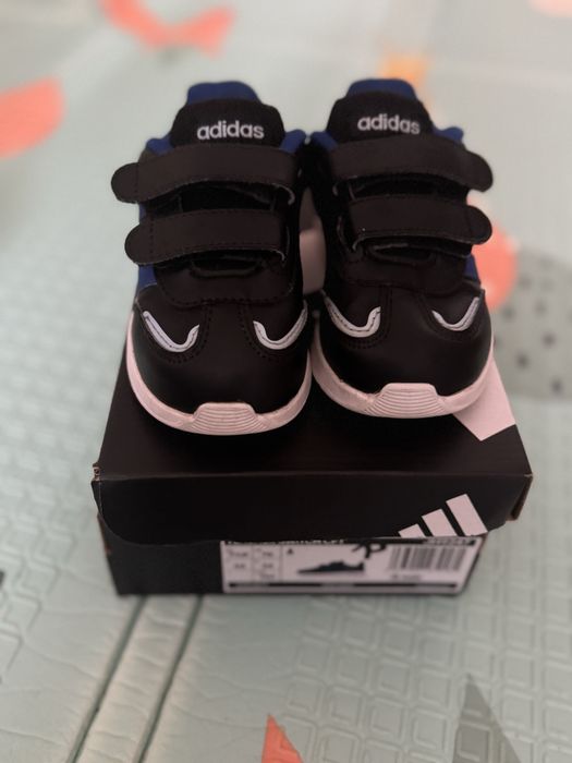 детски маратонки Адидас