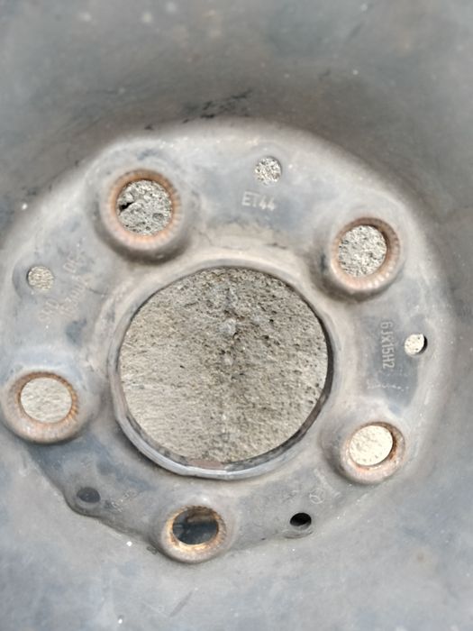 Метални джанти за Мерцедес 15 цола