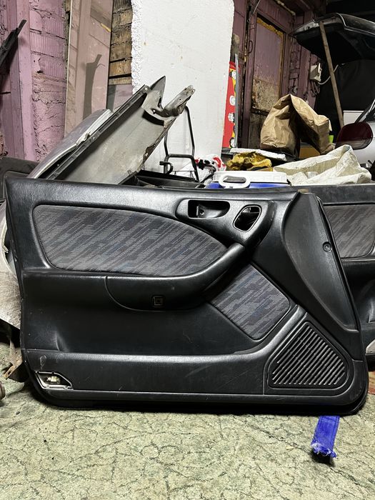 Дверные карты Subaru legacy BG/BD