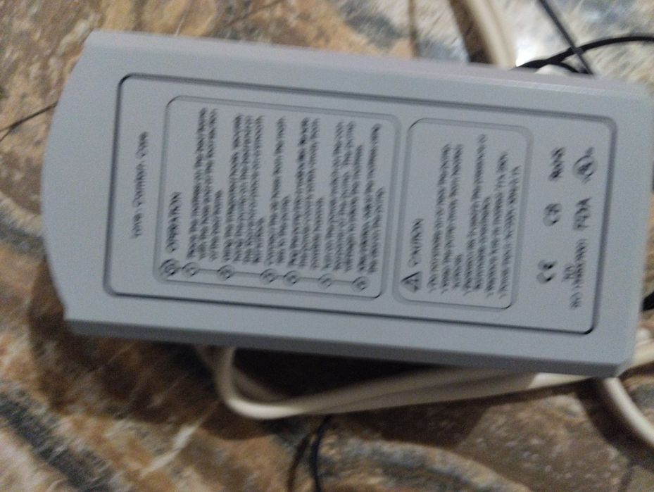 Vând saltea pentru escale cu tot cu acumulator