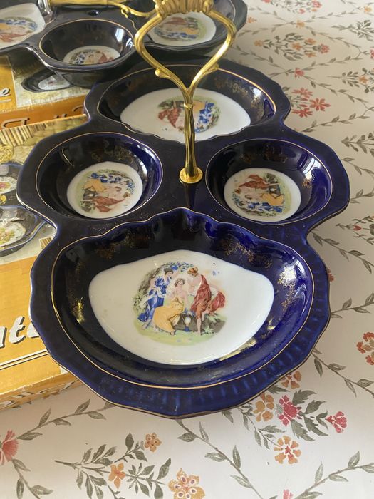 Продается красивая посуда.