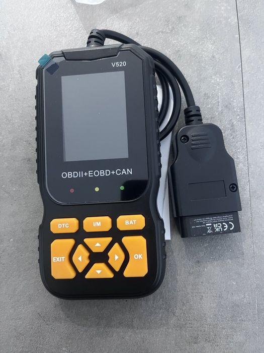 Диагностика за автомобил OBD 2 V520